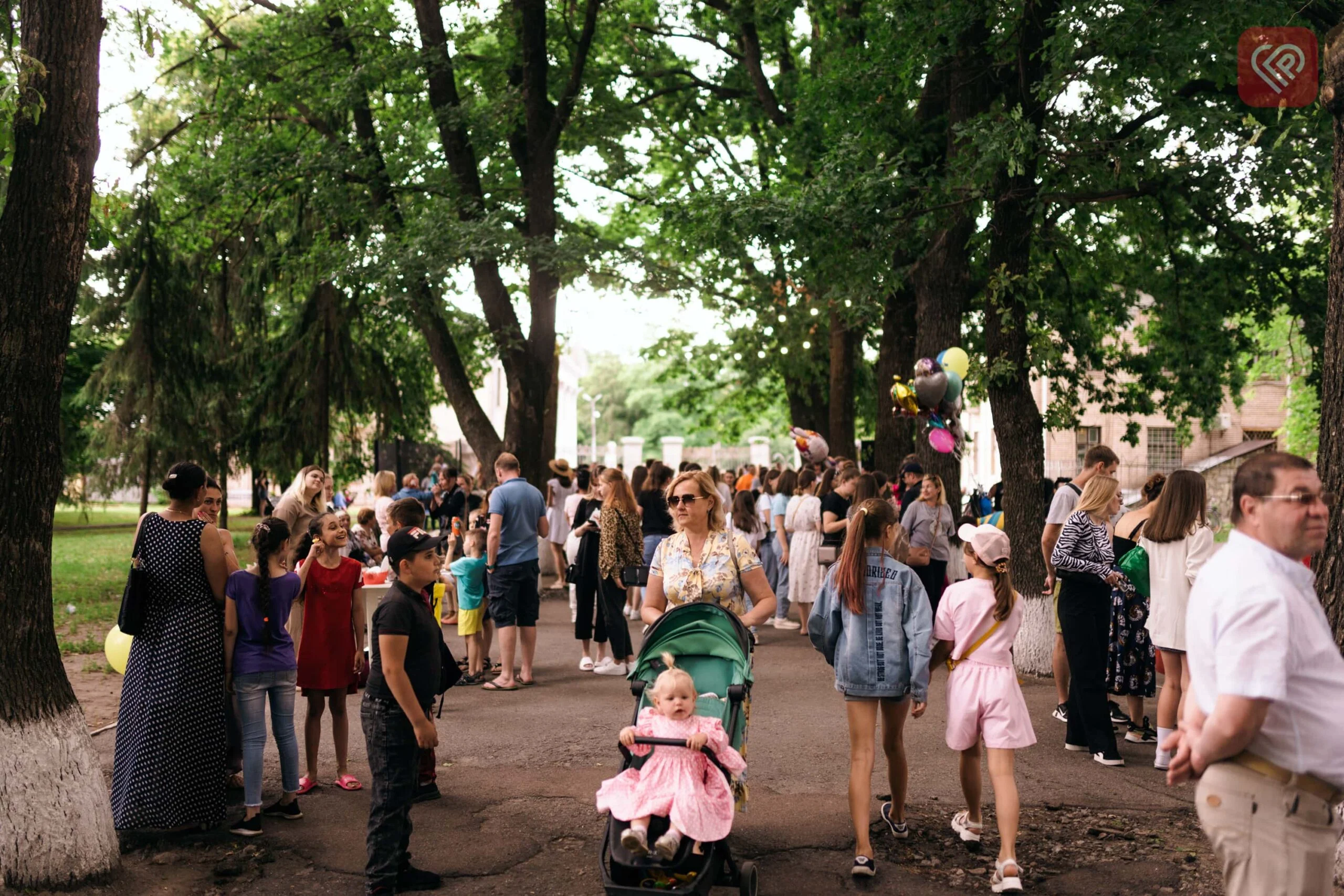 вечір вуличної їжі та живої музики в Переяславі