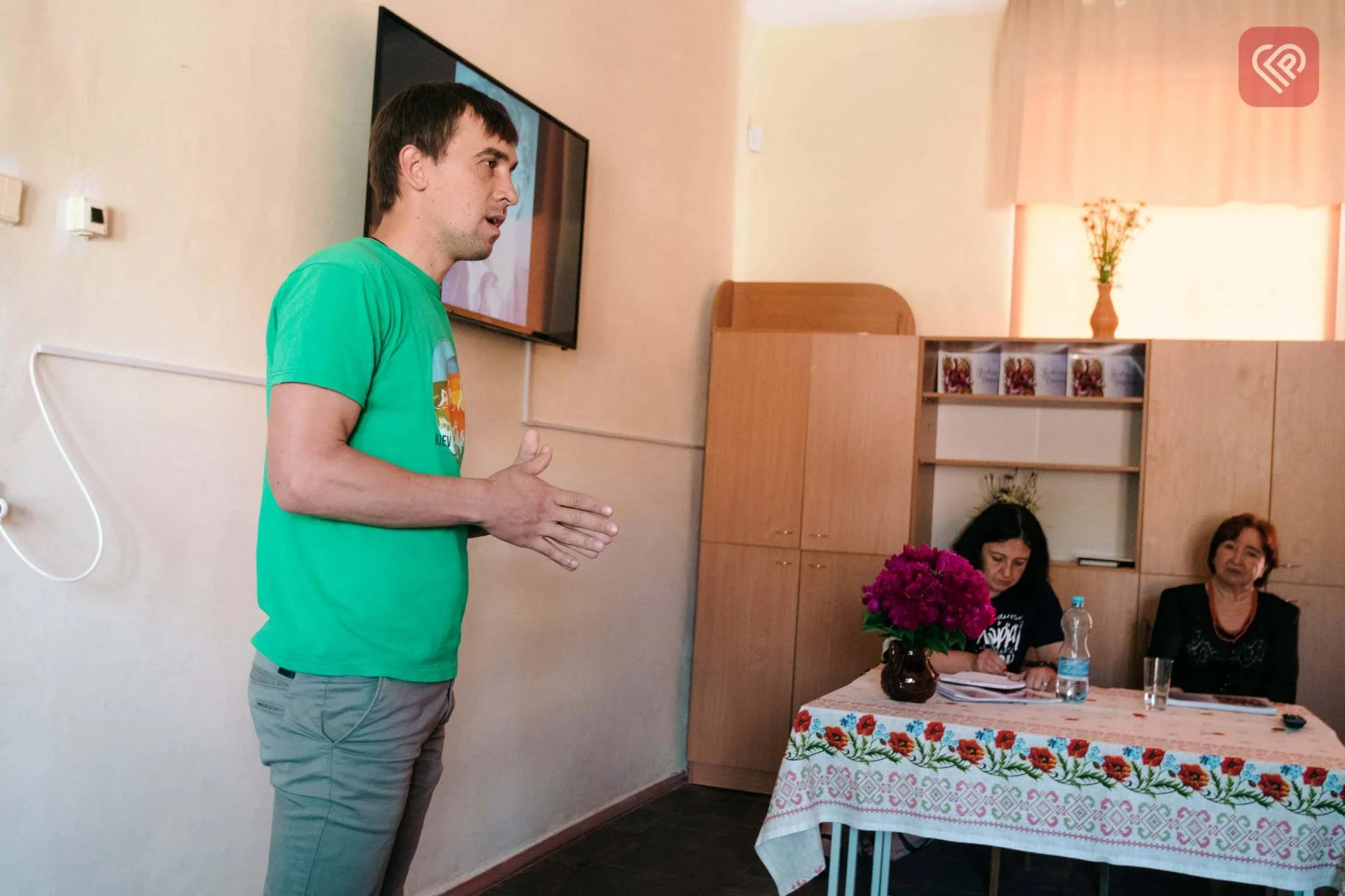 керівник громадської ініціативи «Корінь нації» Микола Богатир