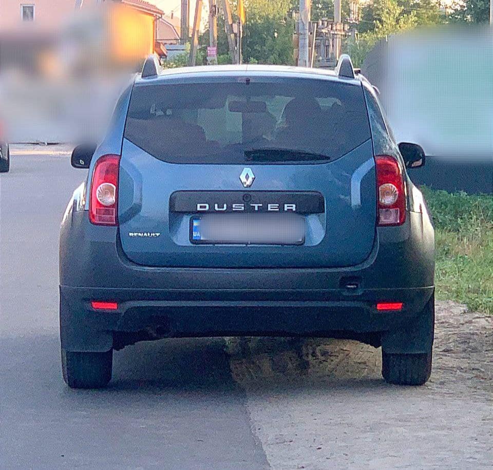 Поліцейські Бориспільщини вилучили у водія наркотики: що чекає на правопорушника?