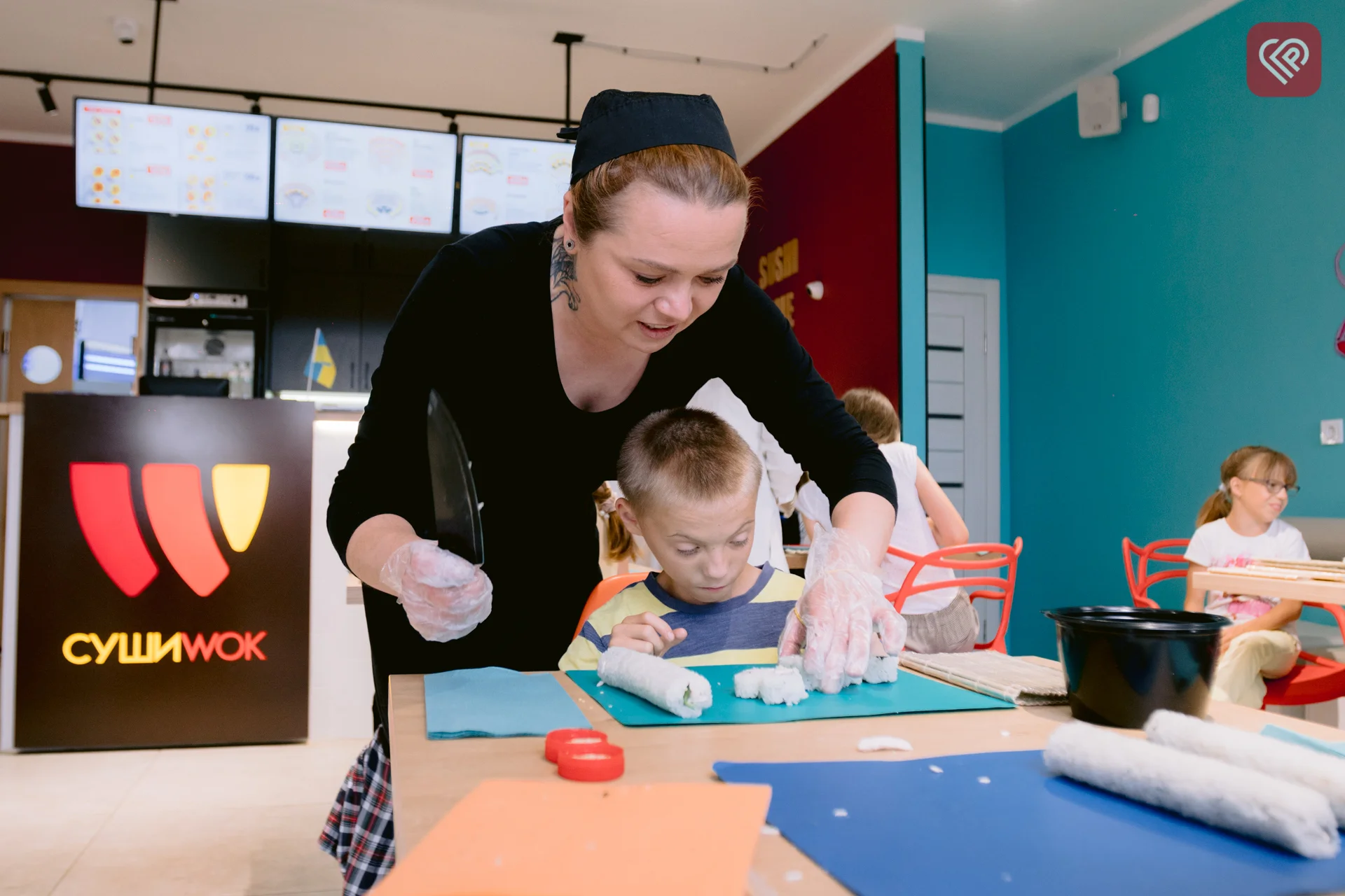 СушиWOK у Переяславі провів безкоштовний майстер-клас для дітей вразливих категорій