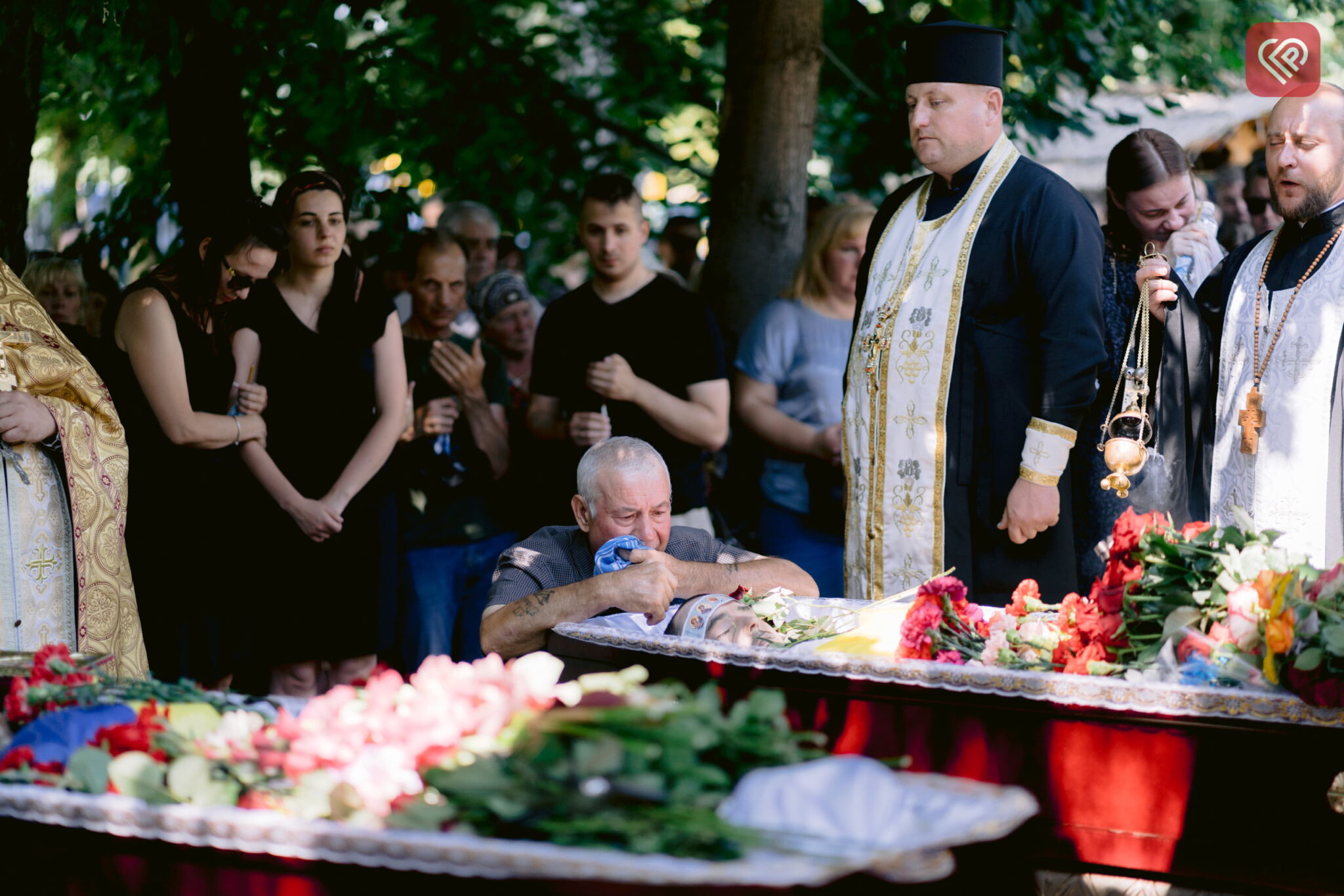 У Переяславі провели в останній путь двох Захисників України - Міщенка Володимира та Іванова Олексія