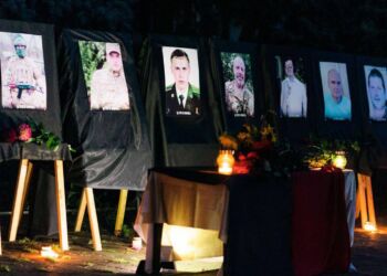 В Україні вшановують пам'ять загиблих захисників незалежності та суверенітету країни
