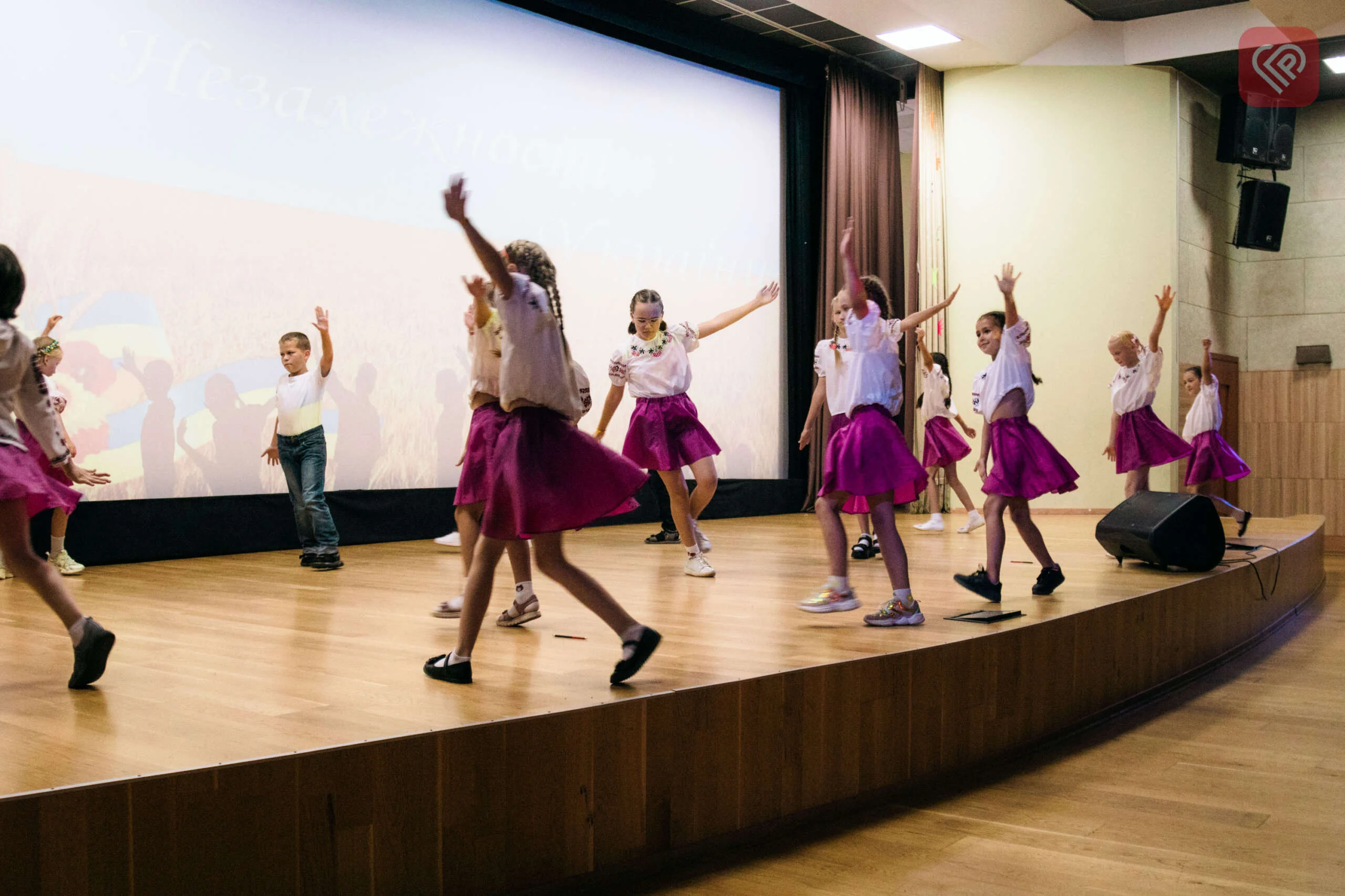 Переселенці на Переяславщині відзначили 31-шу річницю Незалежності авторським концертом (фото)