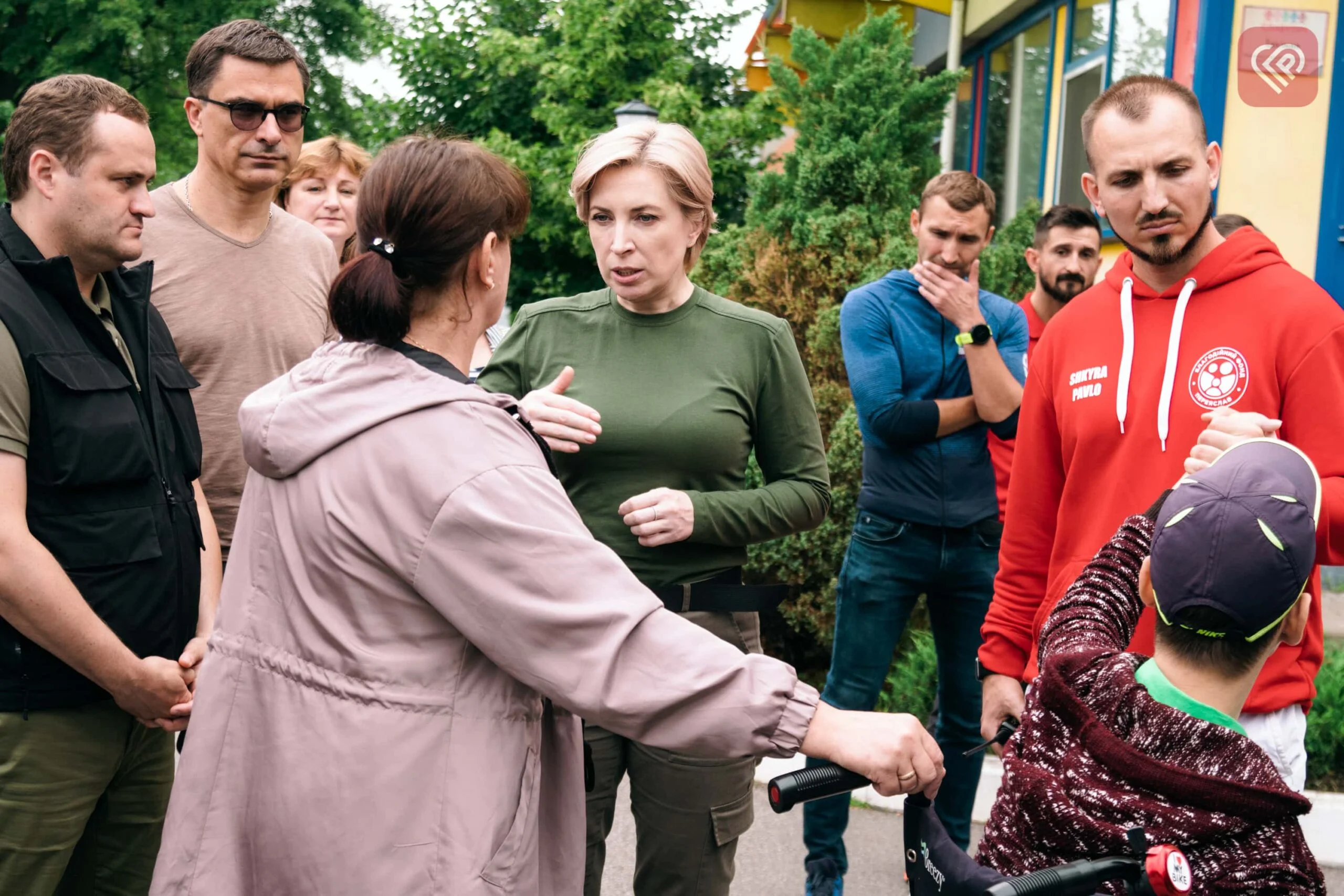 на Переяславщину завітала віцепрем'єр-міністерка - міністерка з питань реінтеграції тимчасово окупованих територій України Ірина Верещук та голова Київської військової обласної адміністрації Олексій Кулеба