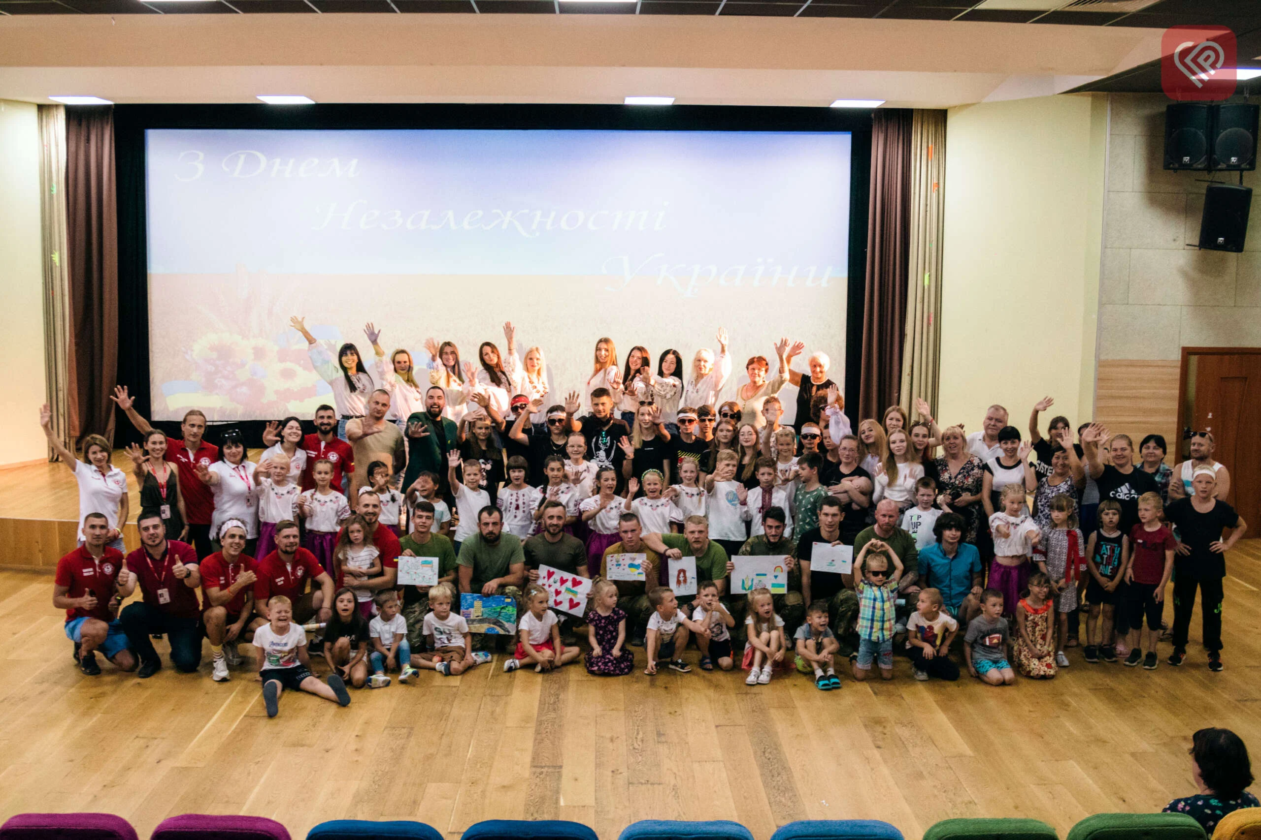 Переселенці на Переяславщині відзначили 31-шу річницю Незалежності авторським концертом (фото)