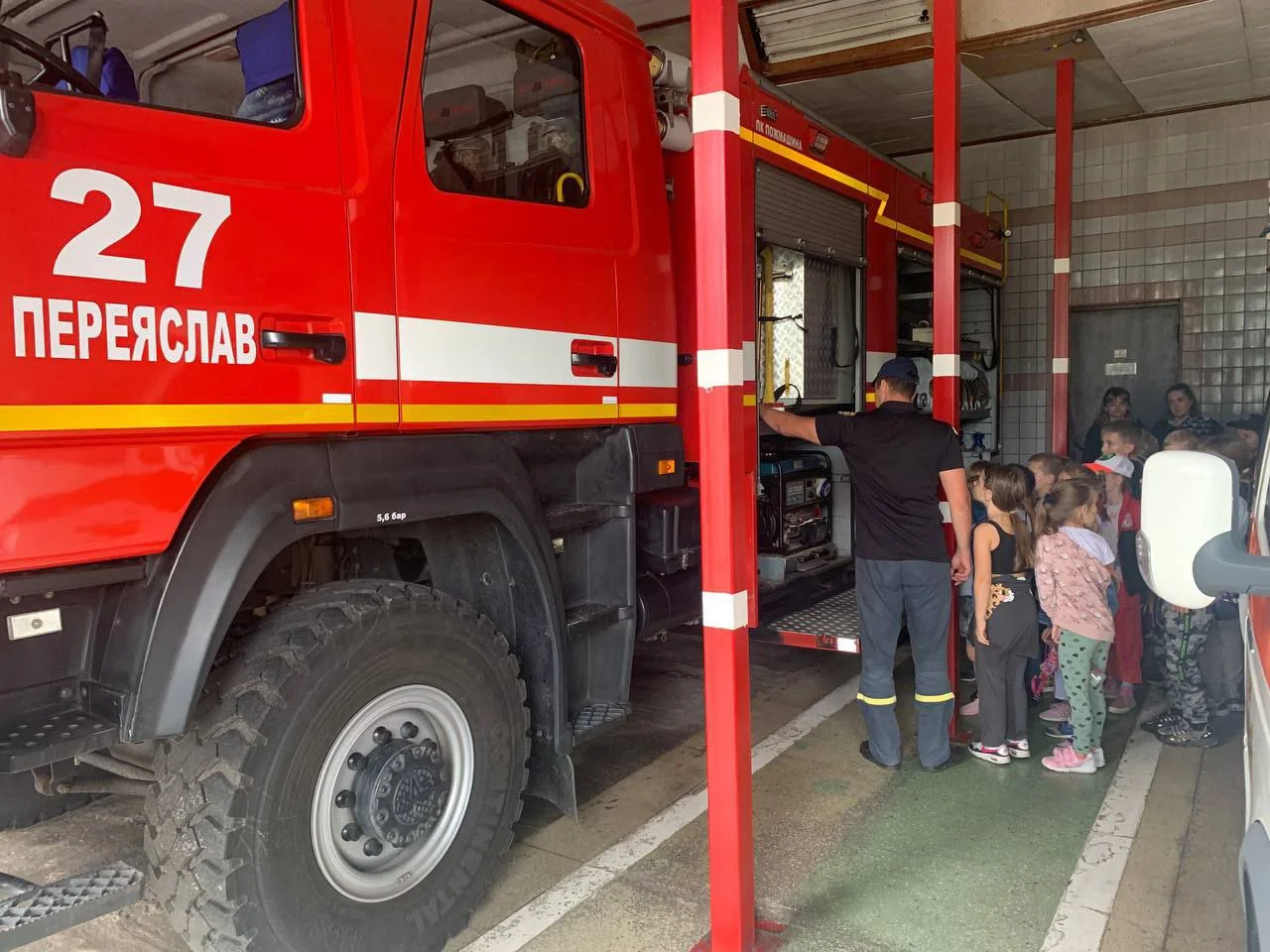 «Запобігти. Врятувати. Допомогти»: рятувальники Бориспільського РУ ГУ ДСНС України провели цікаву та змістовну зустріч з учнями Переяславської гімназії №2