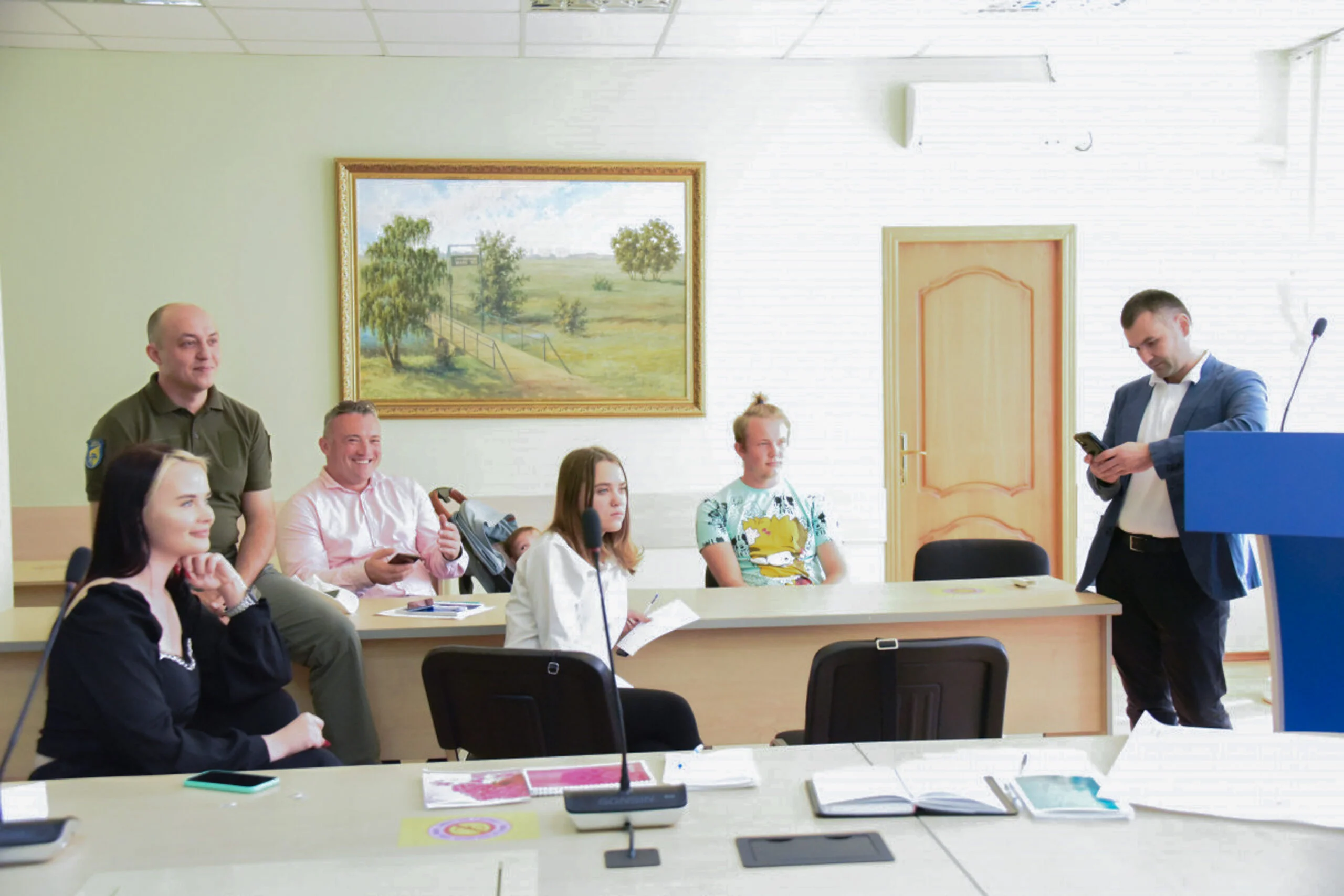 заступник голови Київської обласної державної адміністрації, радник Віце-прем’єр-міністра України – Міністра цифрової трансформації України Михайла Федорова, Віталій Власюк, голова правління Інтернет асоціації України, експерт з питань кібербезпеки, телекомунікацій, ІТ-технологій та інформаційної безпеки, народний депутат України 9-го скликання Олександр Федієнко, керівник Управління молоді та спорту Київської обласної військової адміністрації Сергій Тимофєєв, ректор Університету Григорія Сковороди в Переяславі Віталій Коцур