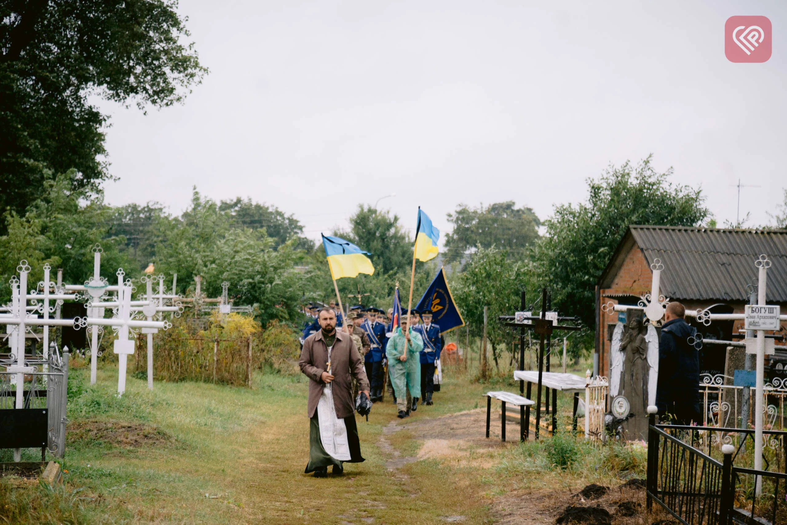 у Переяславі прощалися з двома захисниками – Сергієм Чащухіним та Олександром Підборіжним