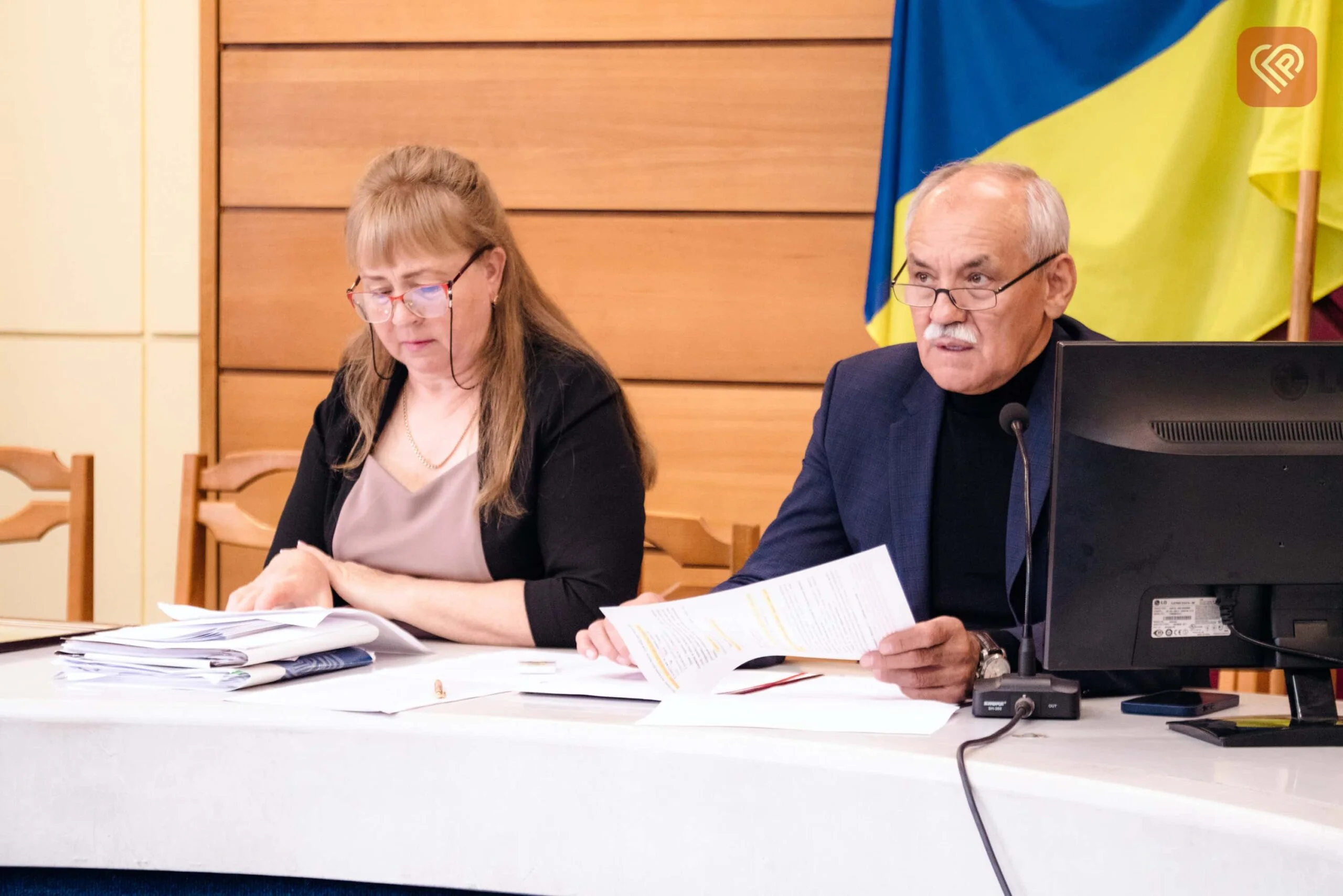 Чому з труби переяславської ТЕЦ йшов чорний дим: представники підприємства відповіли на сесії міської ради (відео)