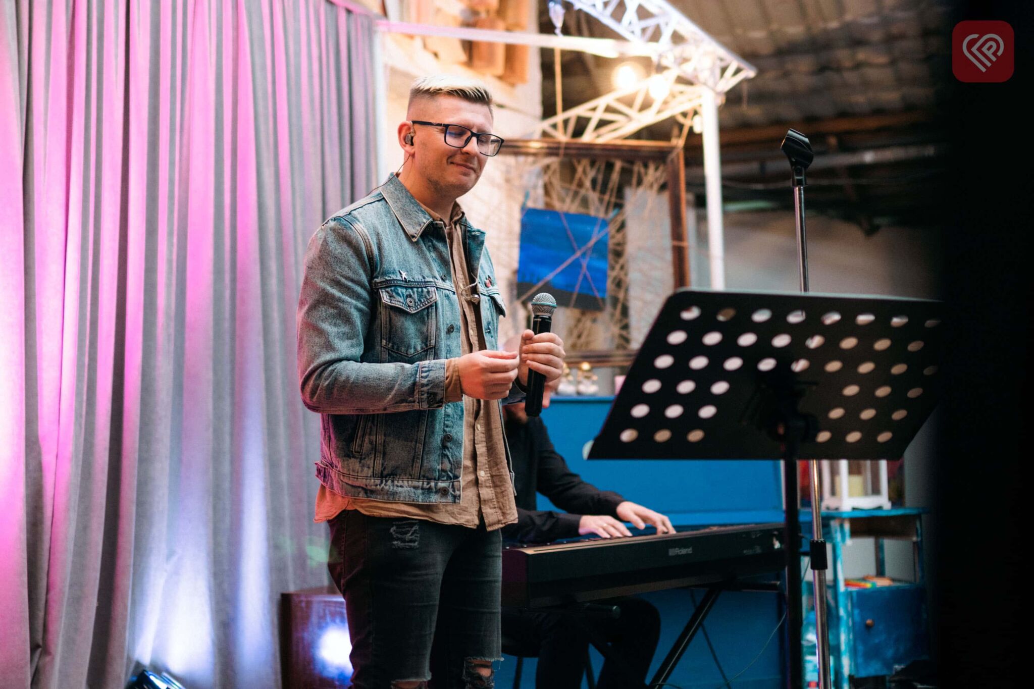Гурт «Фіолет» зіграв затишний піаноакустичний сет у Переяславі: як це було (фото)