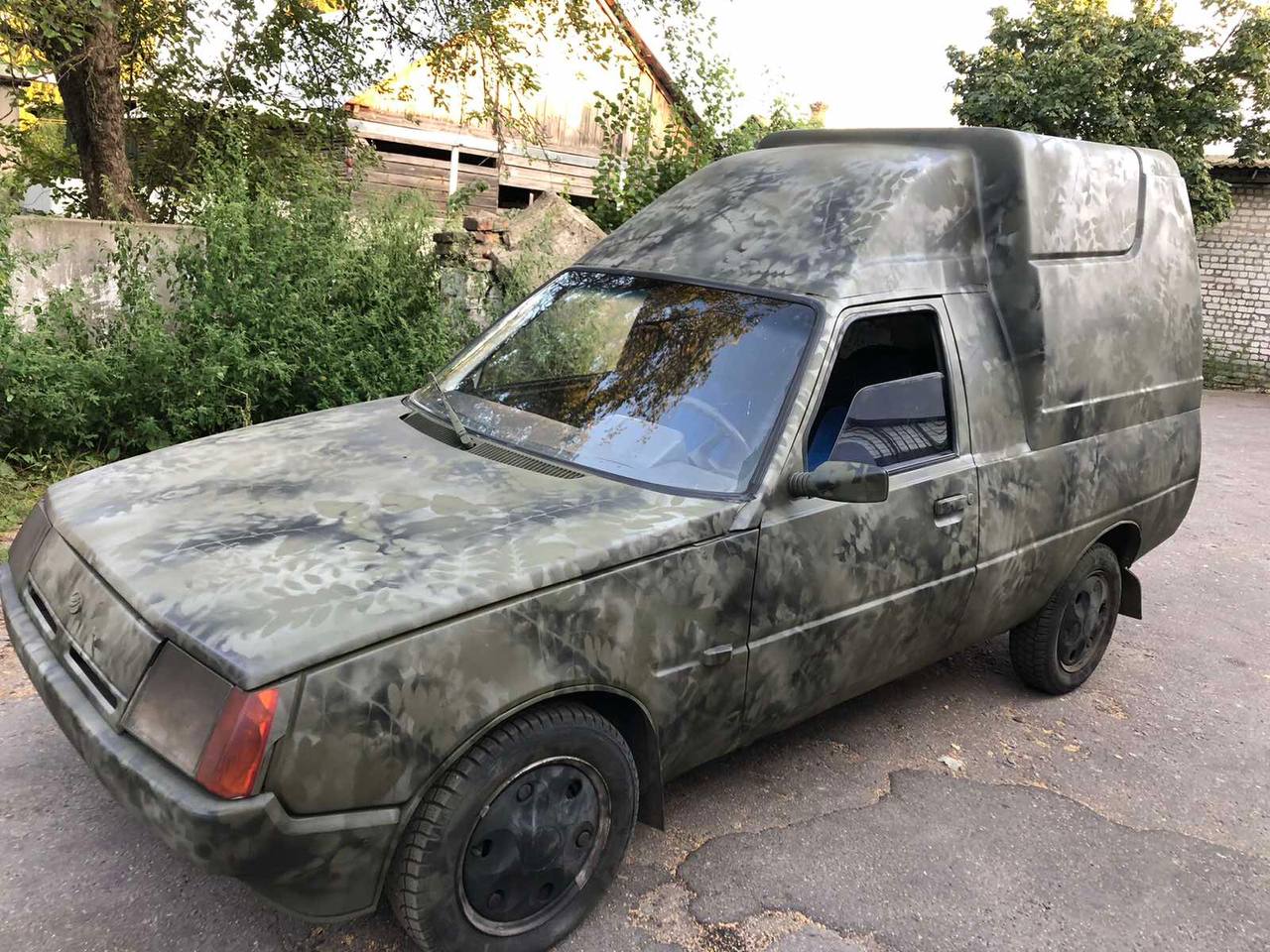 Неймовірні історії неймовірних переяславців: як пара з нашого міста зібрала кошти на авто для ЗСУ на своєму ж весіллі