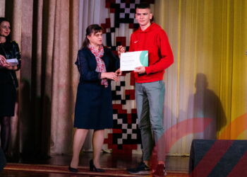 Степендіатів Переяславської міської ради нарешті вдалося зібрати разом задля нагородження: фоторепортаж від ProSlav