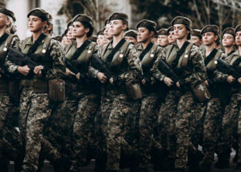 У Верховній Раді прийняли закон про добровільний військовий облік для жінок