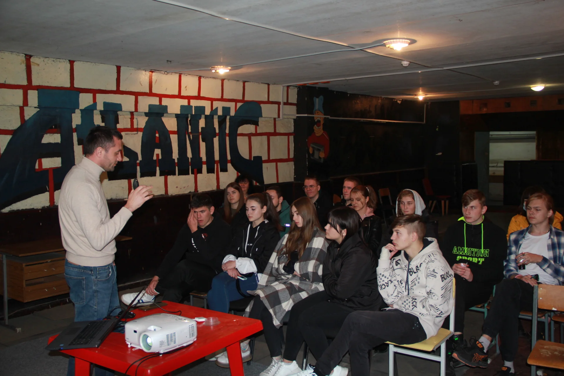 У Переяславській громаді відбулася зустріч молоді в рамках грантового проєкту «Всі рідні – всі свої»: як це було