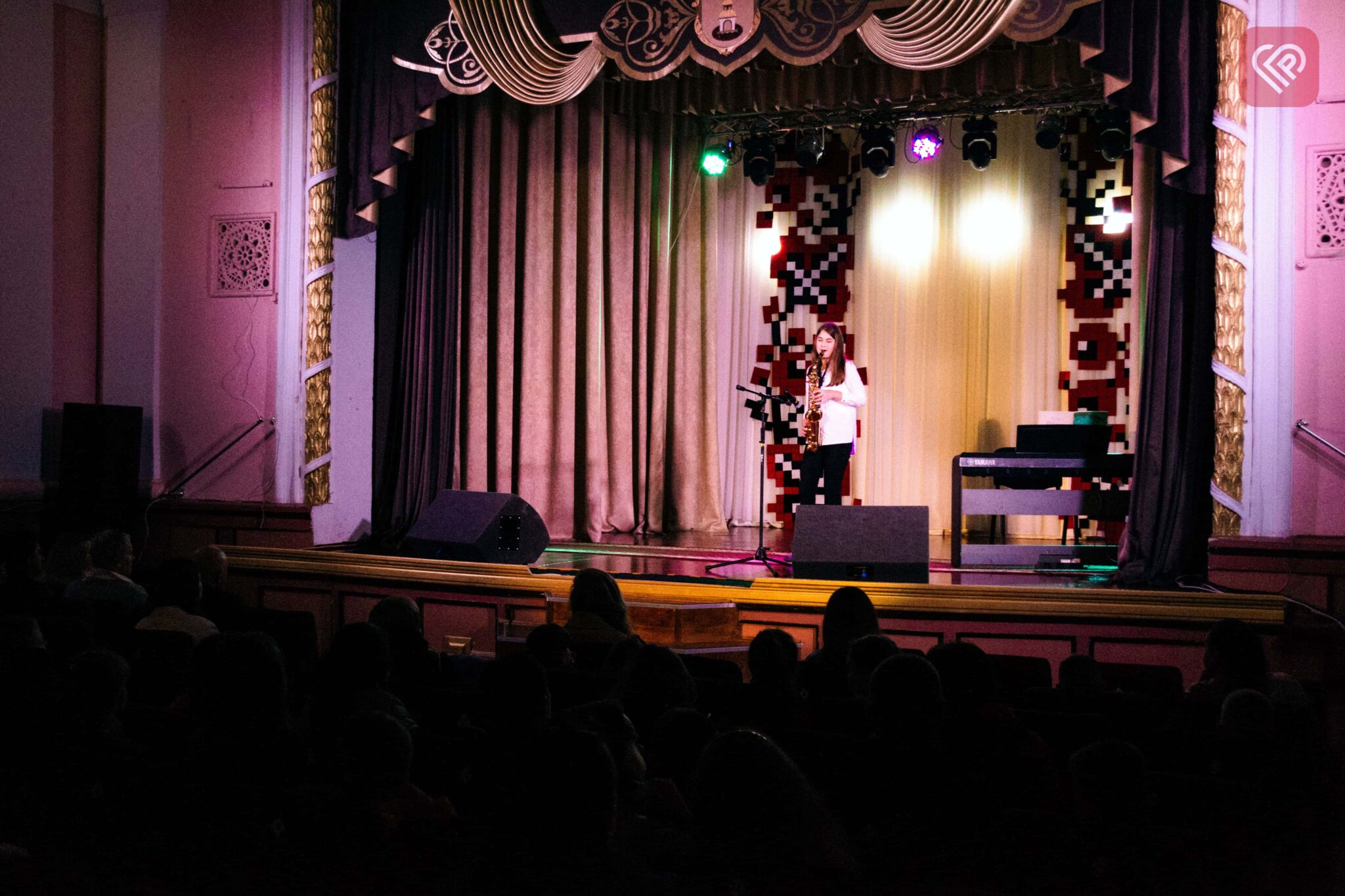 Степендіатів Переяславської міської ради нарешті вдалося зібрати разом задля нагородження: фоторепортаж від ProSlav