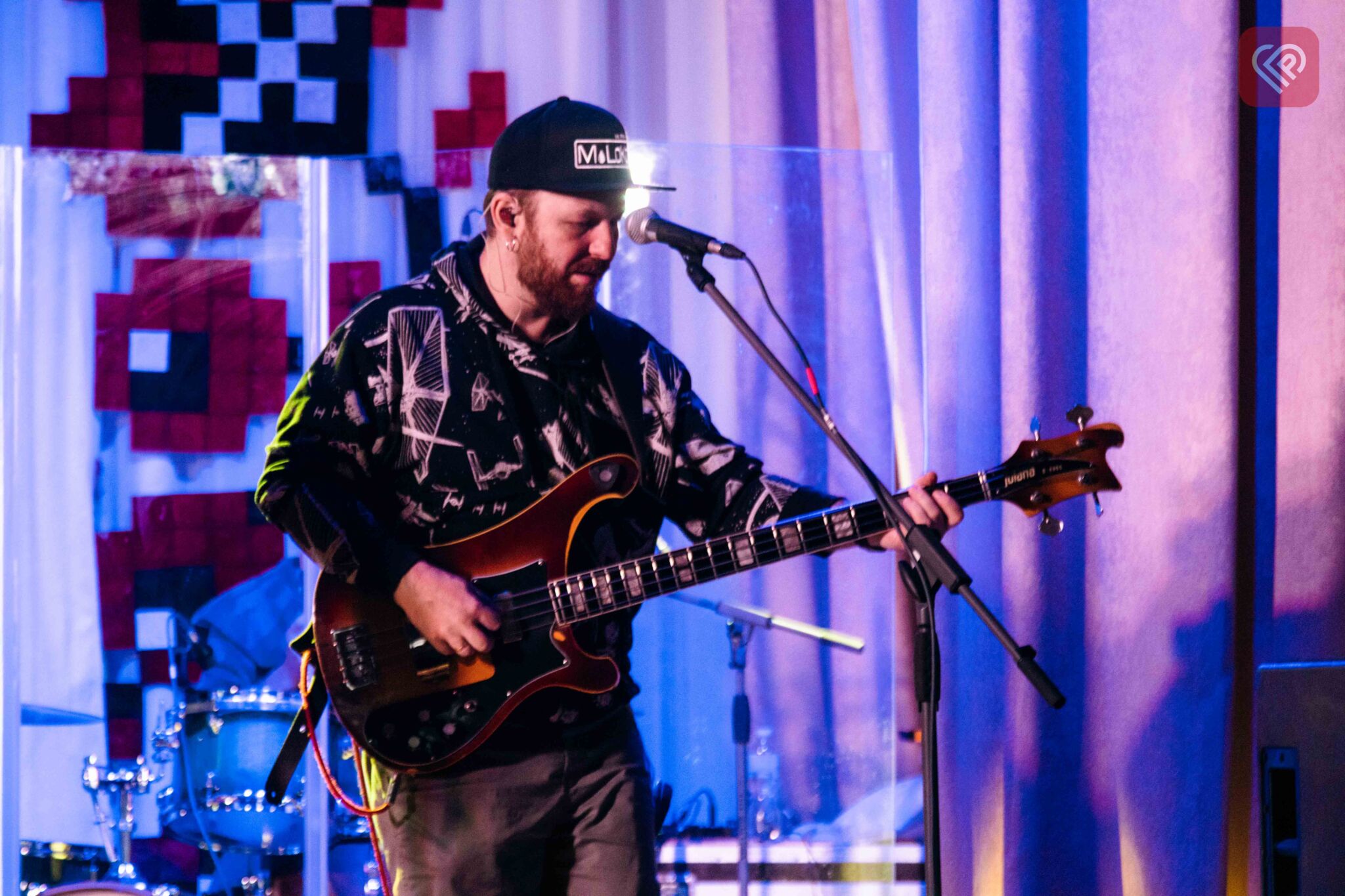 Гурт СКАЙ та SANNA у Переяславі дали концерт для військовослужбовців та рятувальників: фоторепортаж ProSlav