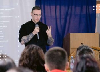 Популярний психолог Спартак Суббота поспілкувався зі студентами університету Переяслава – фоторепортаж від ProSlav