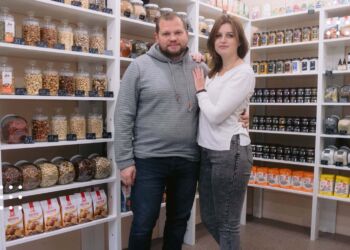 Переселенці з Херсонщини відкрили в Переяславі крамницю «Куркума» - вражають великим асортиментом, помірними цінами та любов’ю до своєї справи
