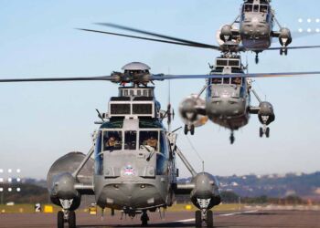 Британія передає Україні три вертольоти Sea King – їх будуть використовувати для пошукових та рятувальних місій
