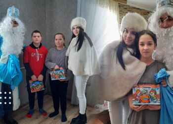 Святий Миколай вже мандрує Переяславщиною: сьогодні вітав дітей-підопічних Центру соціальних служб міської ради