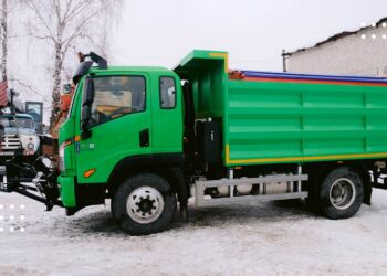 Переяславське ВУКГ придбало піскорозкидач: техніку використовуватимуть цілорічно, вона багатофункціональна