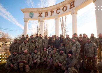 Звільнення Херсону, збільшення кількості ППО та фінансової допомоги: головні перемоги України у листопаді