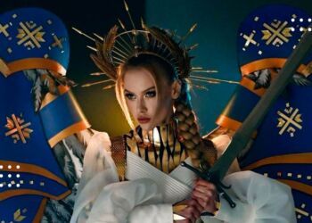 "Воїн світла" — наш костюм для конкурсу "Міс Всесвіт"-2022