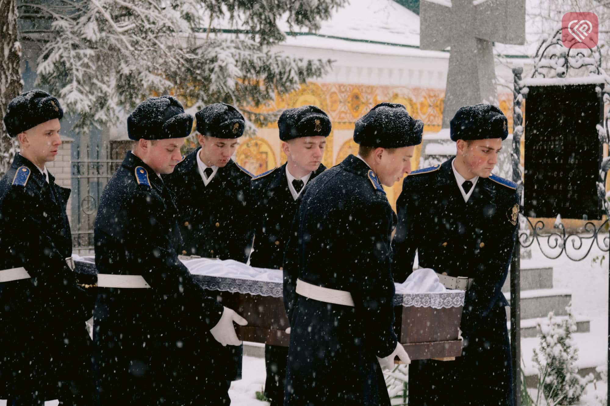 Під покровом снігу рідна земля назавжди прийняла тіло захисника Сергія Савенка: він загинув на донецькому напрямку