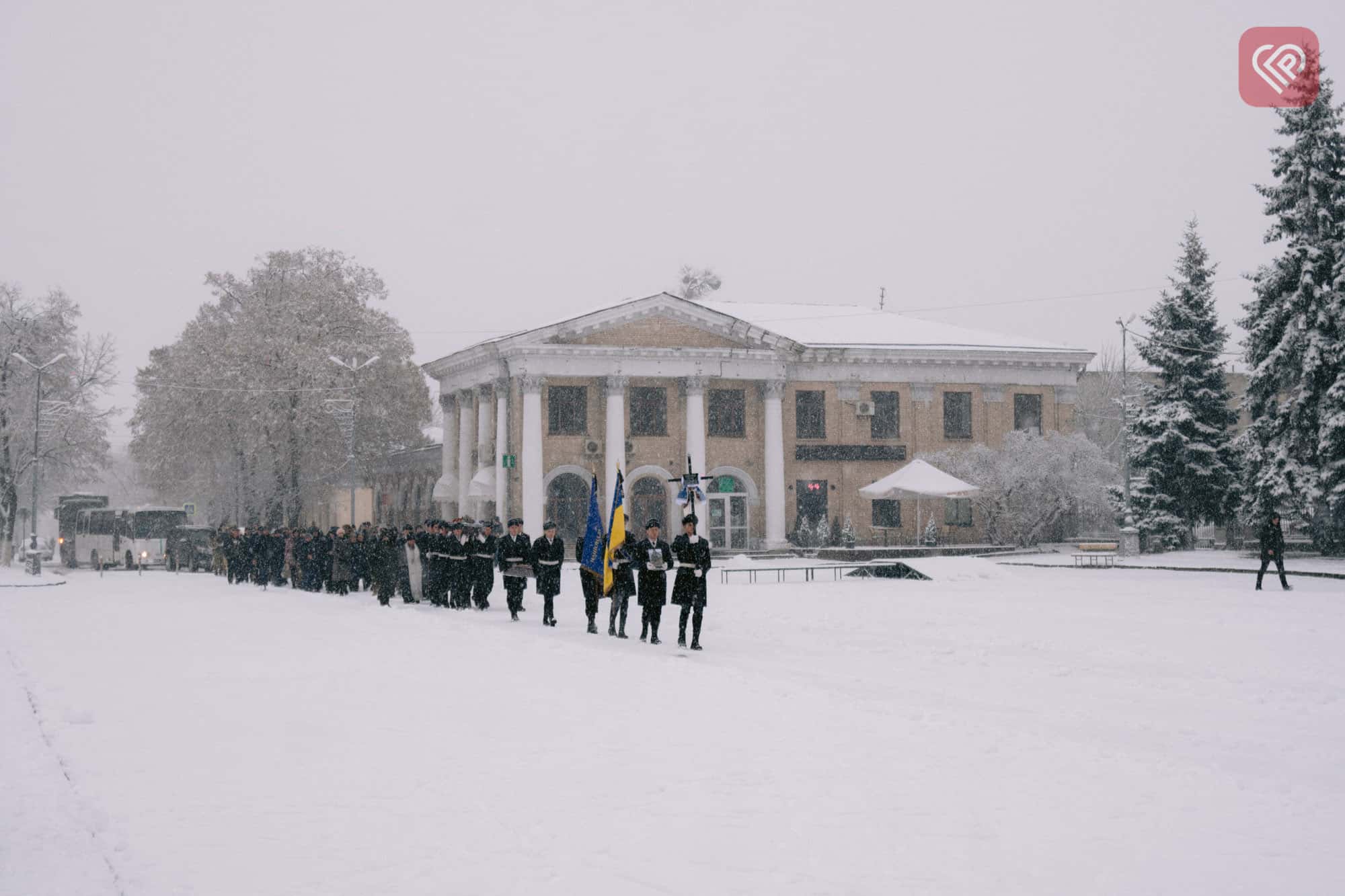 Під покровом снігу рідна земля назавжди прийняла тіло захисника Сергія Савенка: він загинув на донецькому напрямку
