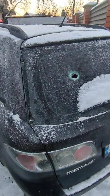 Внаслідок ранкової атаки на Київ та область в столиці пошкоджено 2 адмінбудівлі, у місті Вишневе – приватний будинок