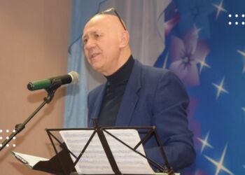 У Переяславі відбувся творчий вечір поета Олександра Матвієнка: зібрані кошти направлять на потреби ЗСУ