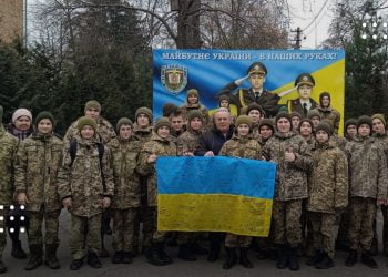 Ліцеїсти «Патріоту» зібрали та передали допомогу захисникам 43 ОАБр ім. гетьмана Тараса Трясила