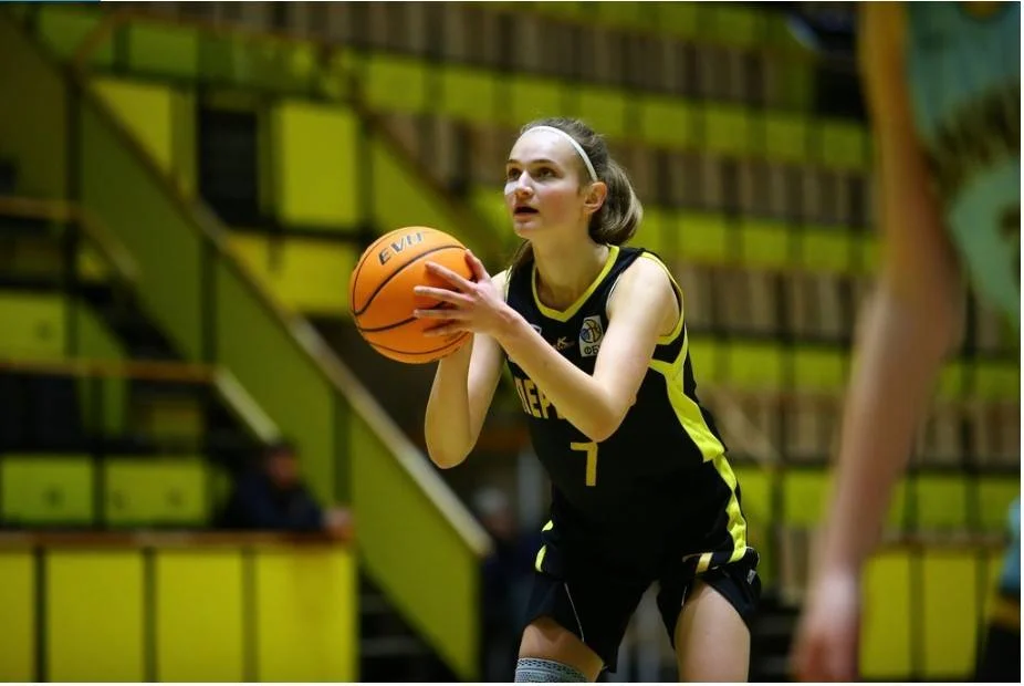 Баскетболістки з Переяслава взяли участь в регулярному чемпіонаті Жіночої ліги у Вінниці