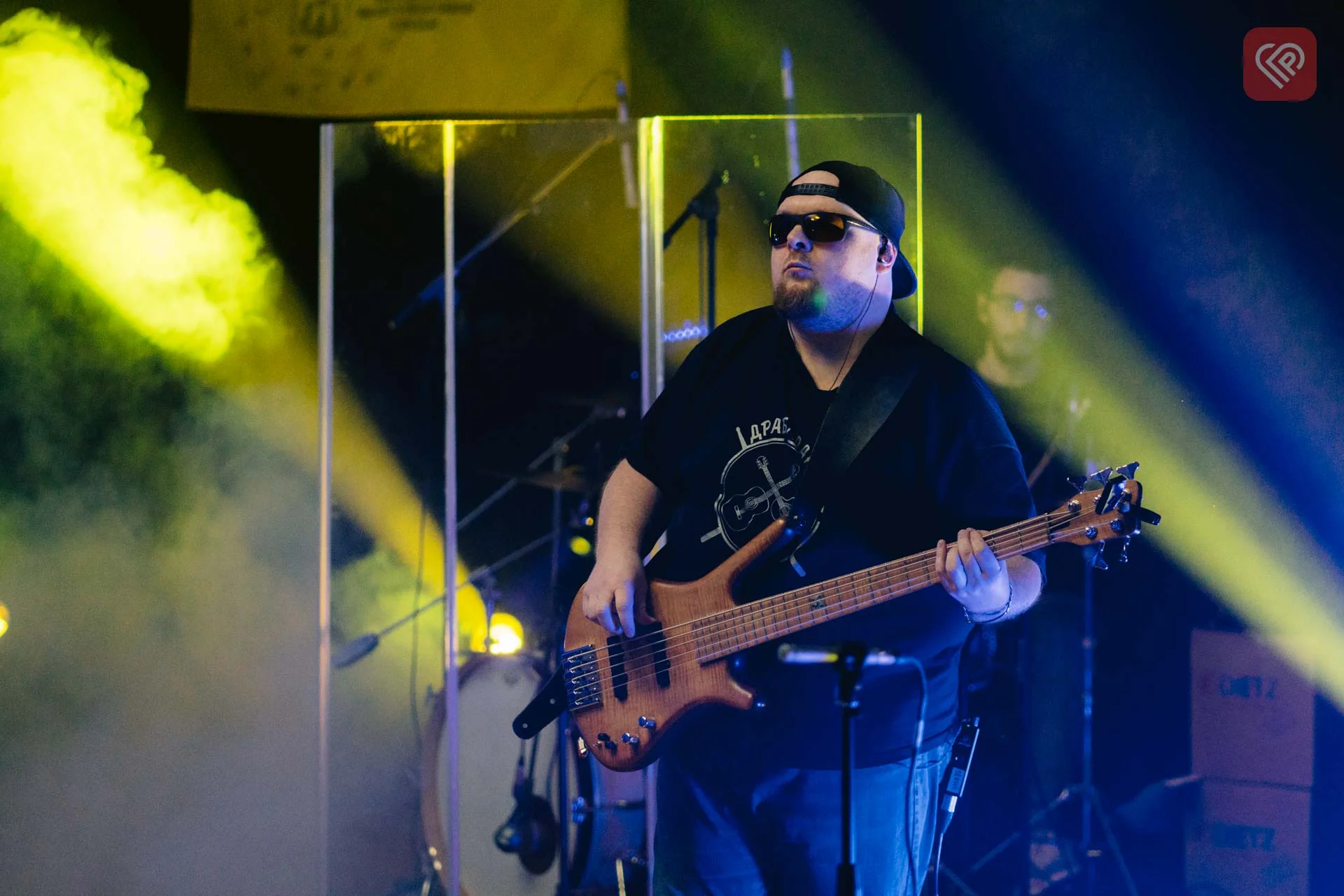 «Ми творимо для людей, тому їхні бажання для нас – закон»: лідер гурту «Драбадан» розповів, як пройшов благодійний концерт у стінах УГСП