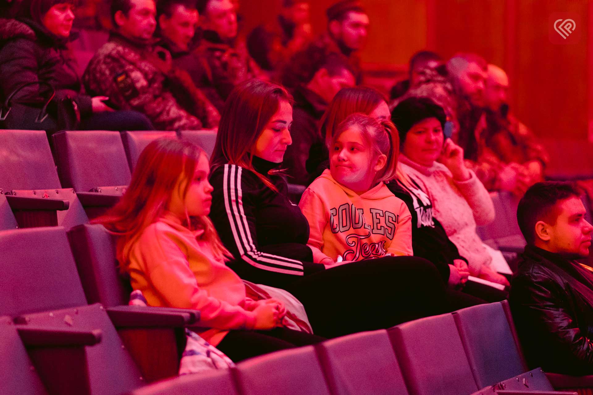 «Ми творимо для людей, тому їхні бажання для нас – закон»: лідер гурту «Драбадан» розповів, як пройшов благодійний концерт у стінах УГСП