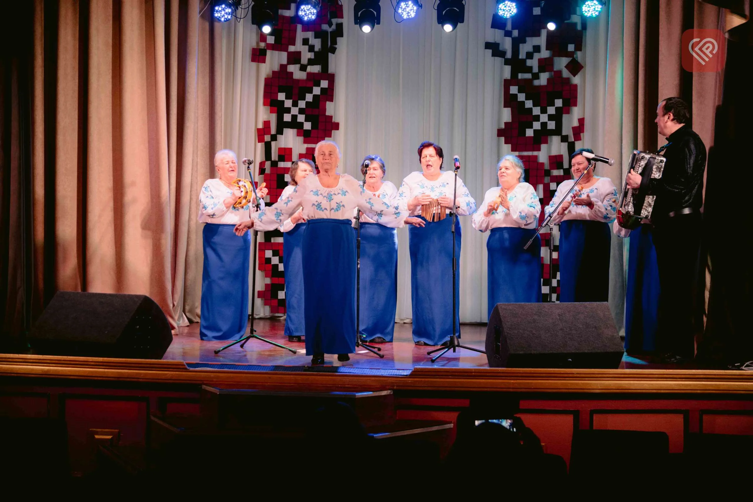 народний аматорський ансамбль української пісні «Водограй»