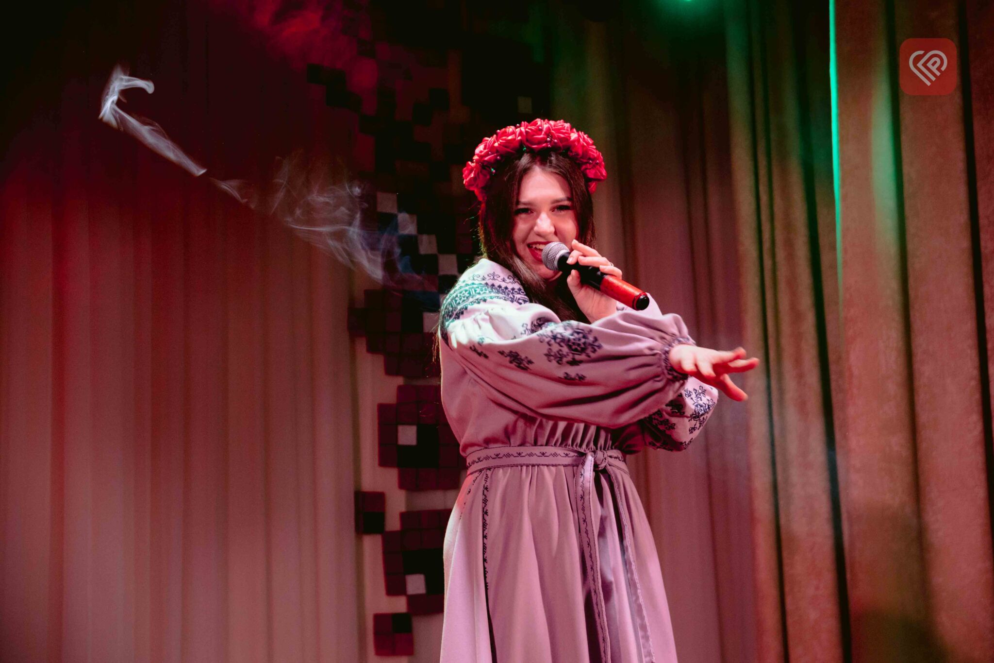 Ганна Ляч та Софія Леонова виконали вокальні номери