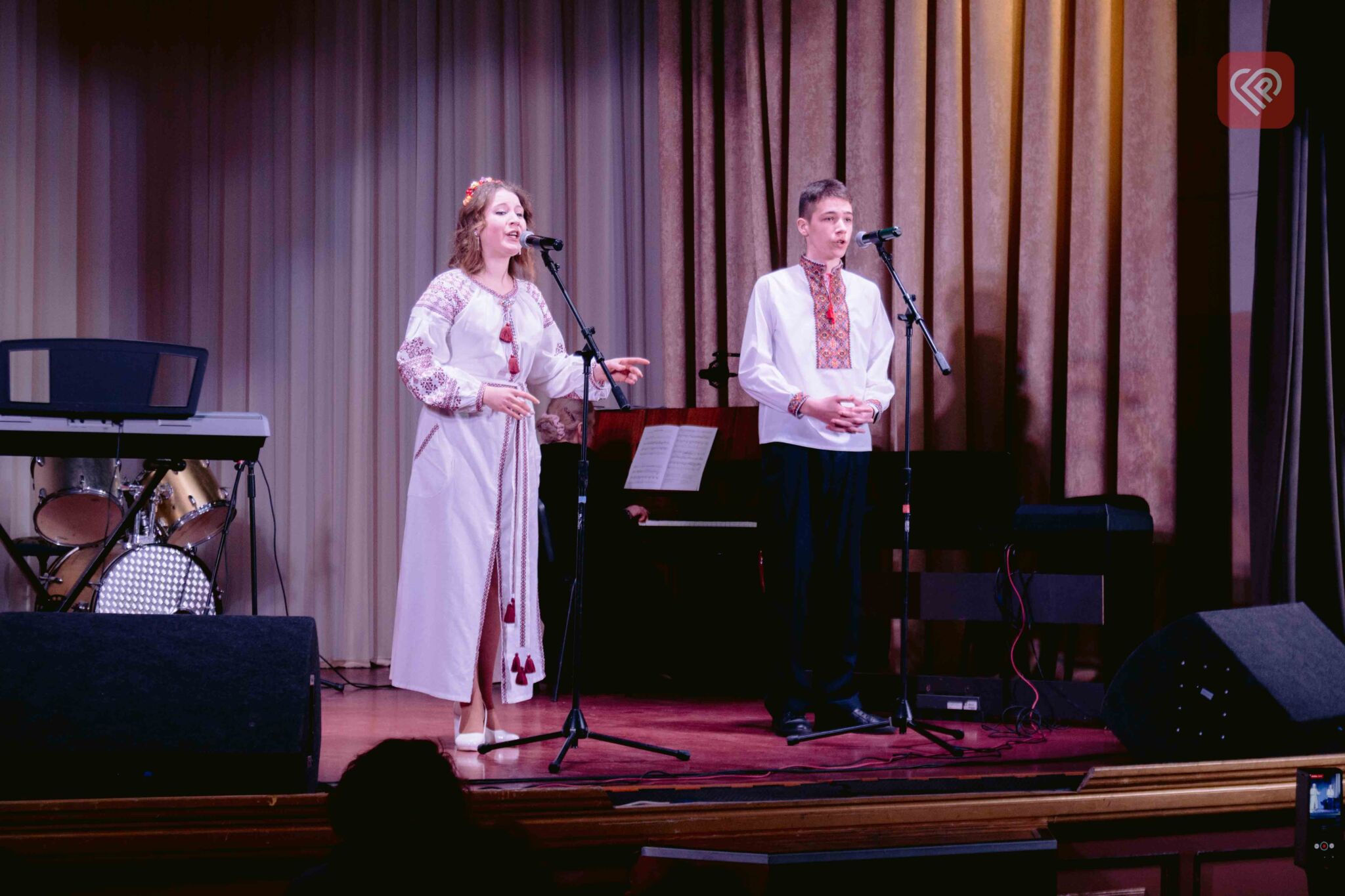 Переяславська мистецька школа імені Павла Сениці дала перший весняний благодійний концерт: атмосферний фоторепортаж