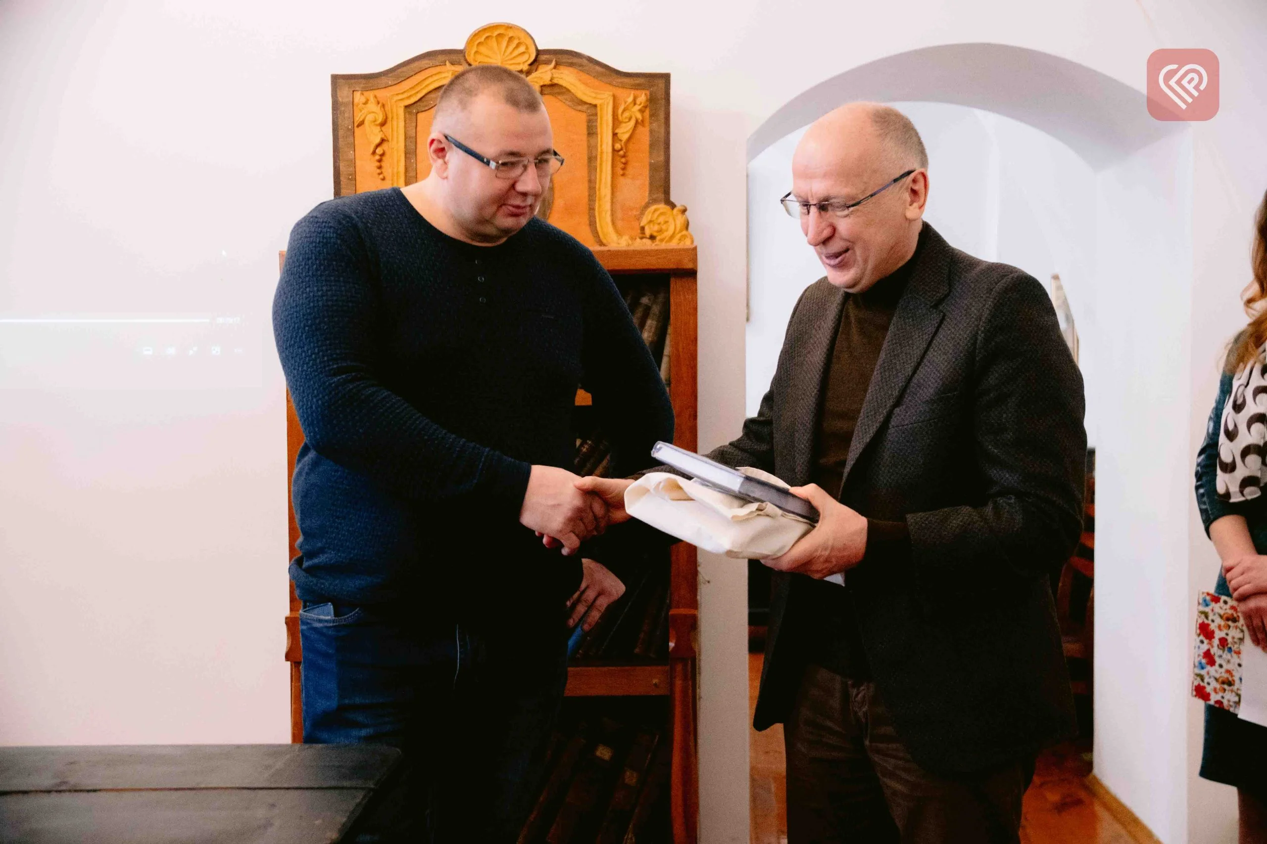 У Меморіальному музеї Григорія Сковороди в Переяславі презентували видання творів та фільм про мислителя арабською мовою: фоторепортаж