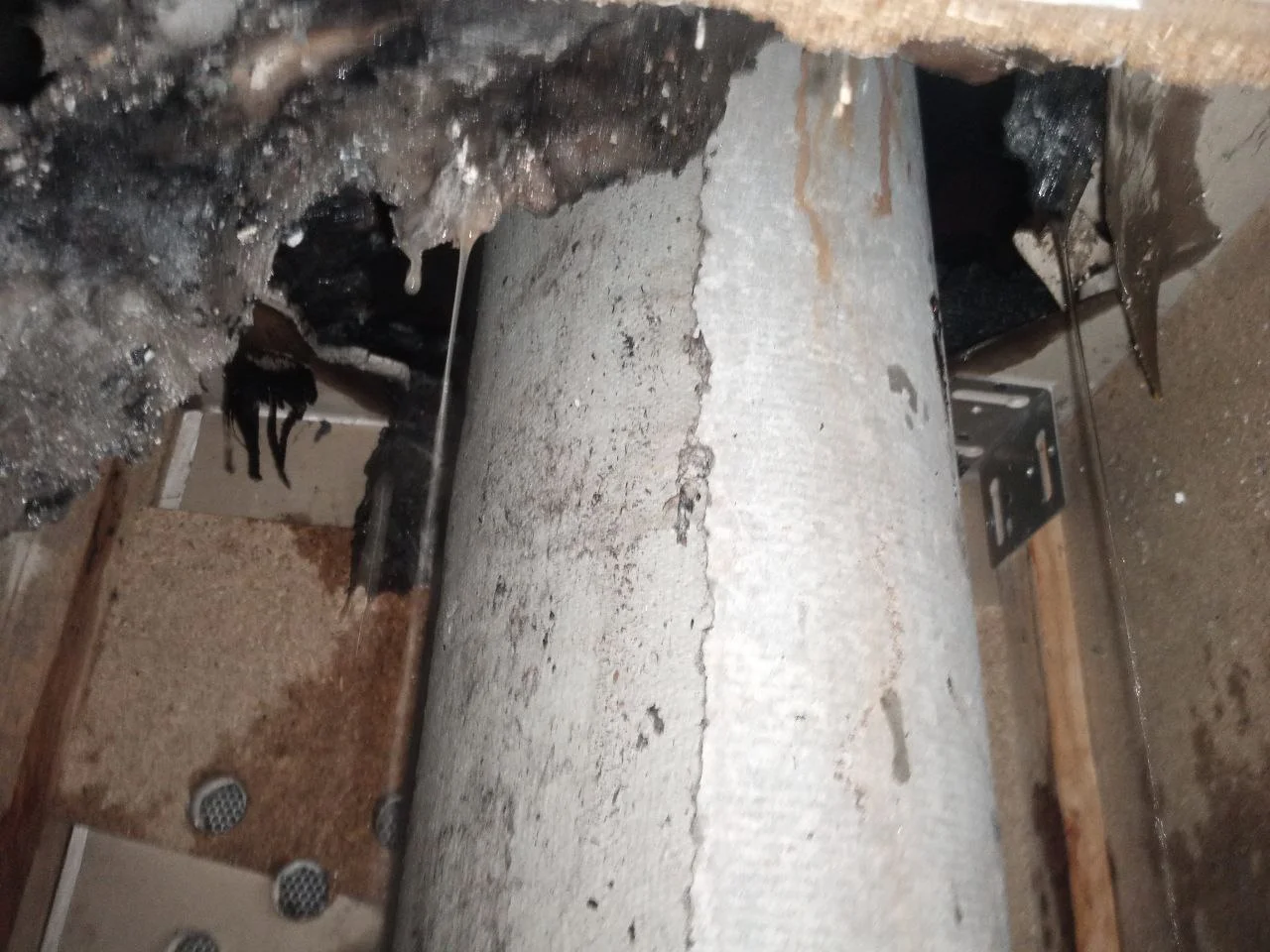 На Переяславщині загорівся житловий будинок в одному із садових товариств (фото та відео)