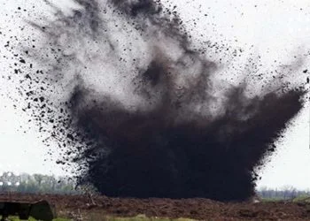 Поліція Київщини показала як відбувається знищення ворожих боєприпасів у Бориспільському районі (відео)