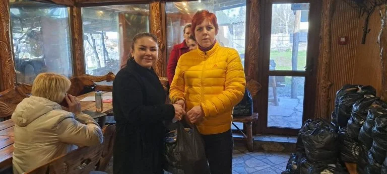 «Коли береш – наповнюєш руку, коли даєш – наповнюєш серце»: у Переяславі провели благодійну акцію для соціально-вразливих категорій населення