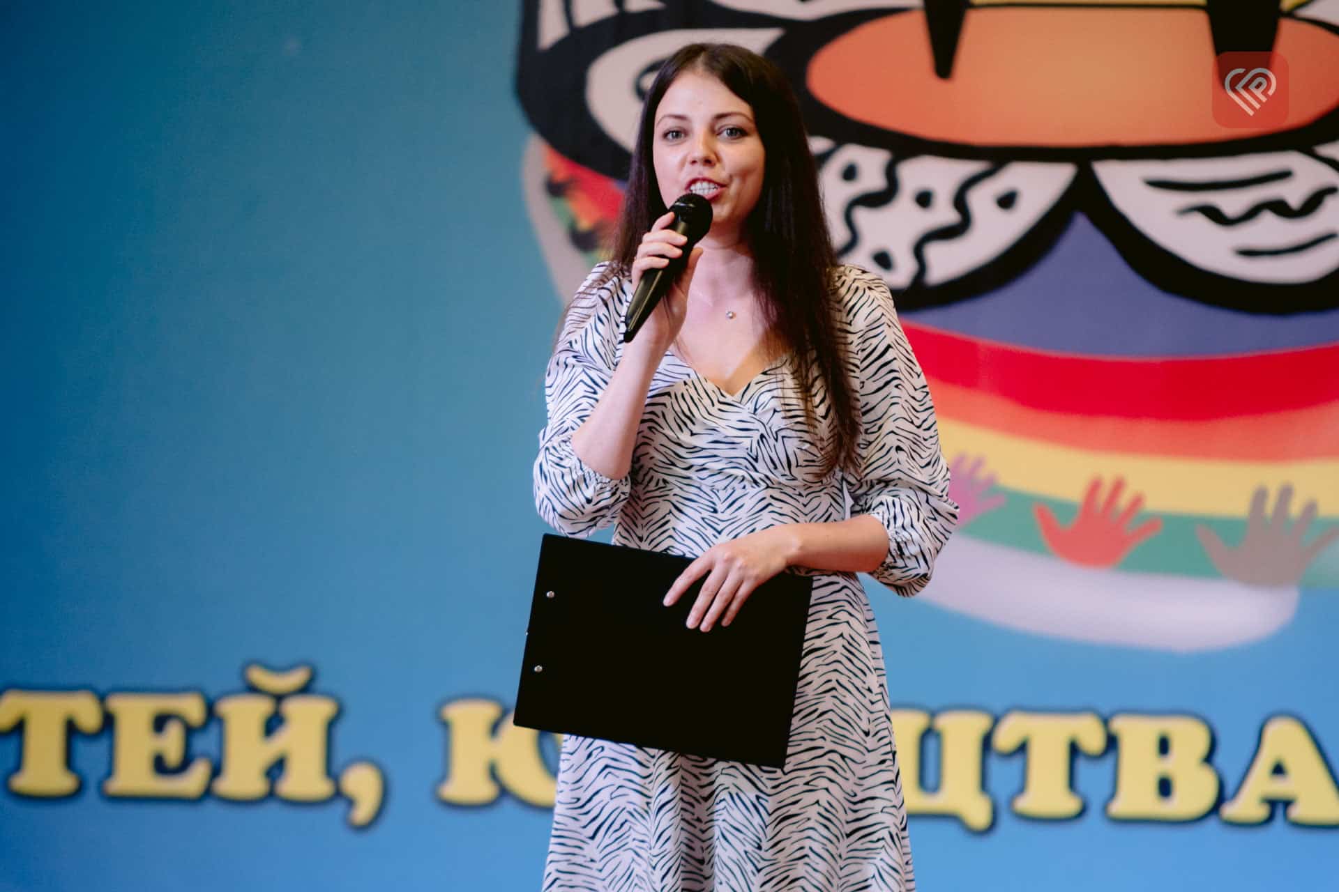 У Переяславі відбувся звітний концерт акробатично-хореографічної студії «Фантазія» та вокальної студії «Акорд»: ділимося світлинами