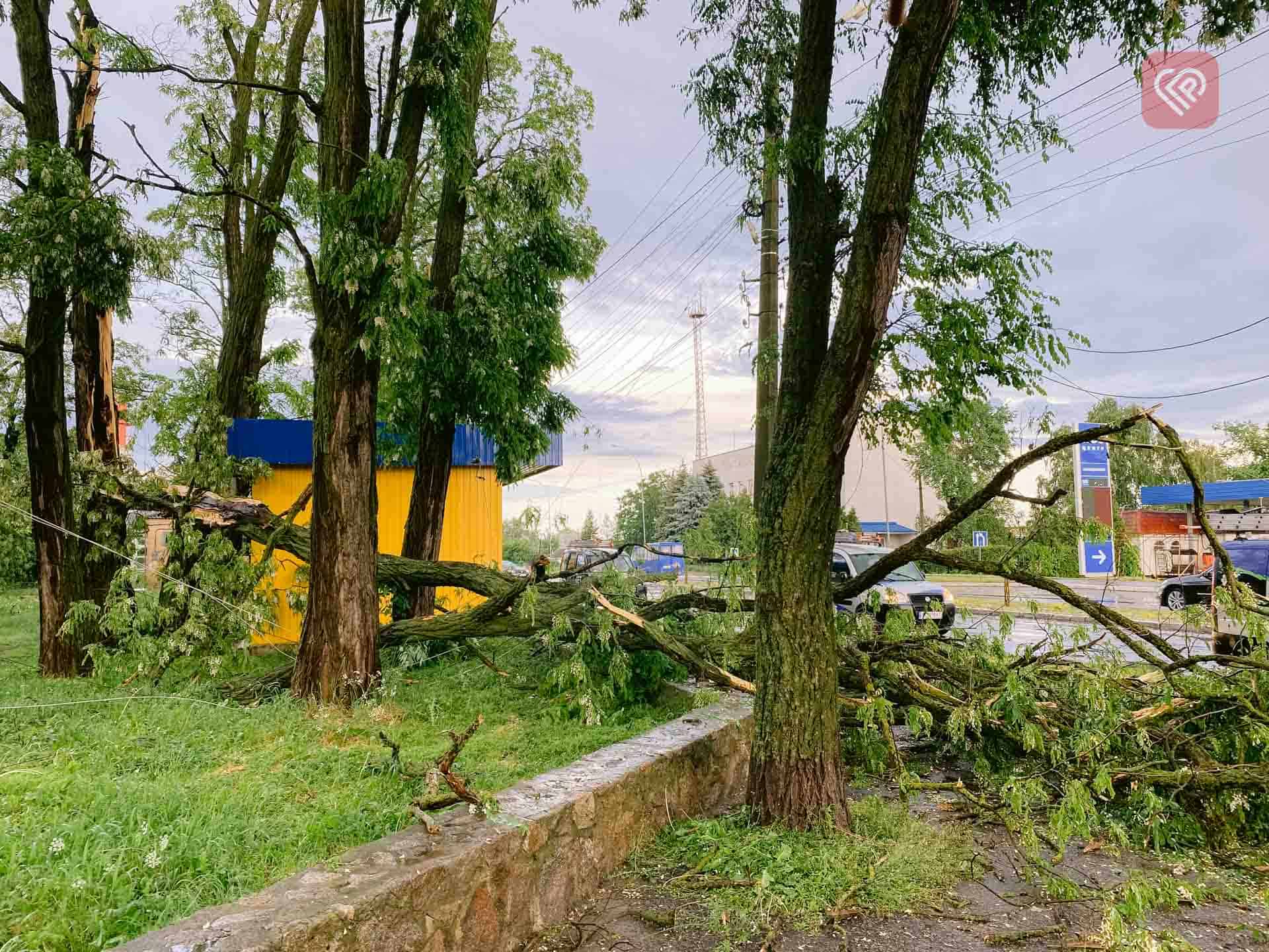 Наслідки негоди у Переяславі (фото та відео)