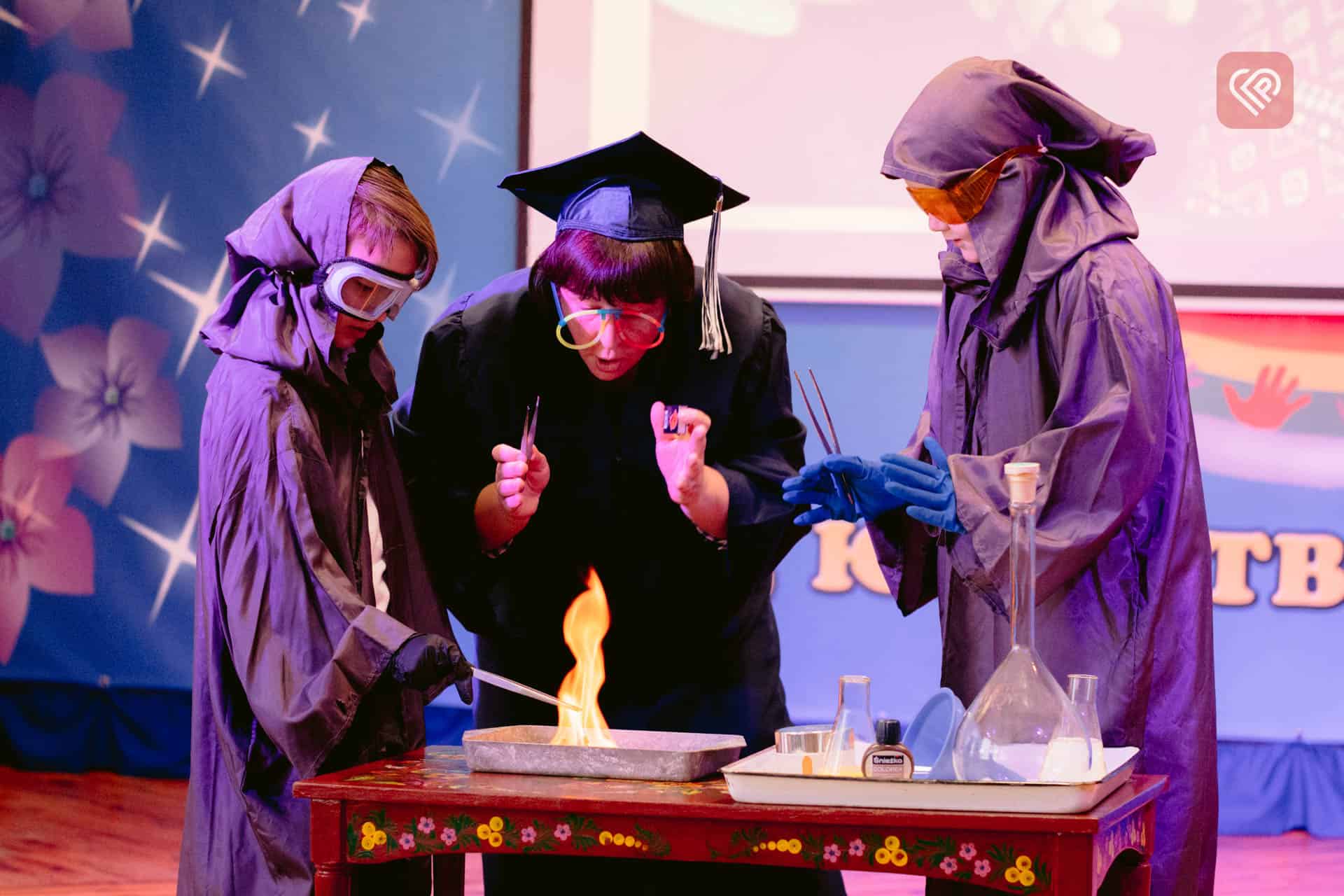 Демонстрували свої таланти і збирали кошти на потреби ЗСУ: як пройшов другий звітний концерт вихованців БХТДЮМ (фото proslav.info)