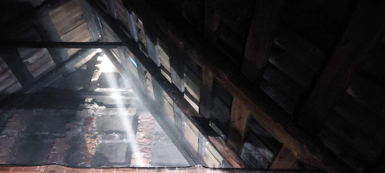 Загорання даху приватного будинку у селі Пологи Чобітьки