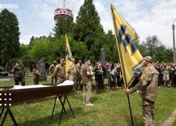 У Києві попрощались з уродженцем Переяславщини військовослужбовцем полку «Азов» Олегом Садиком