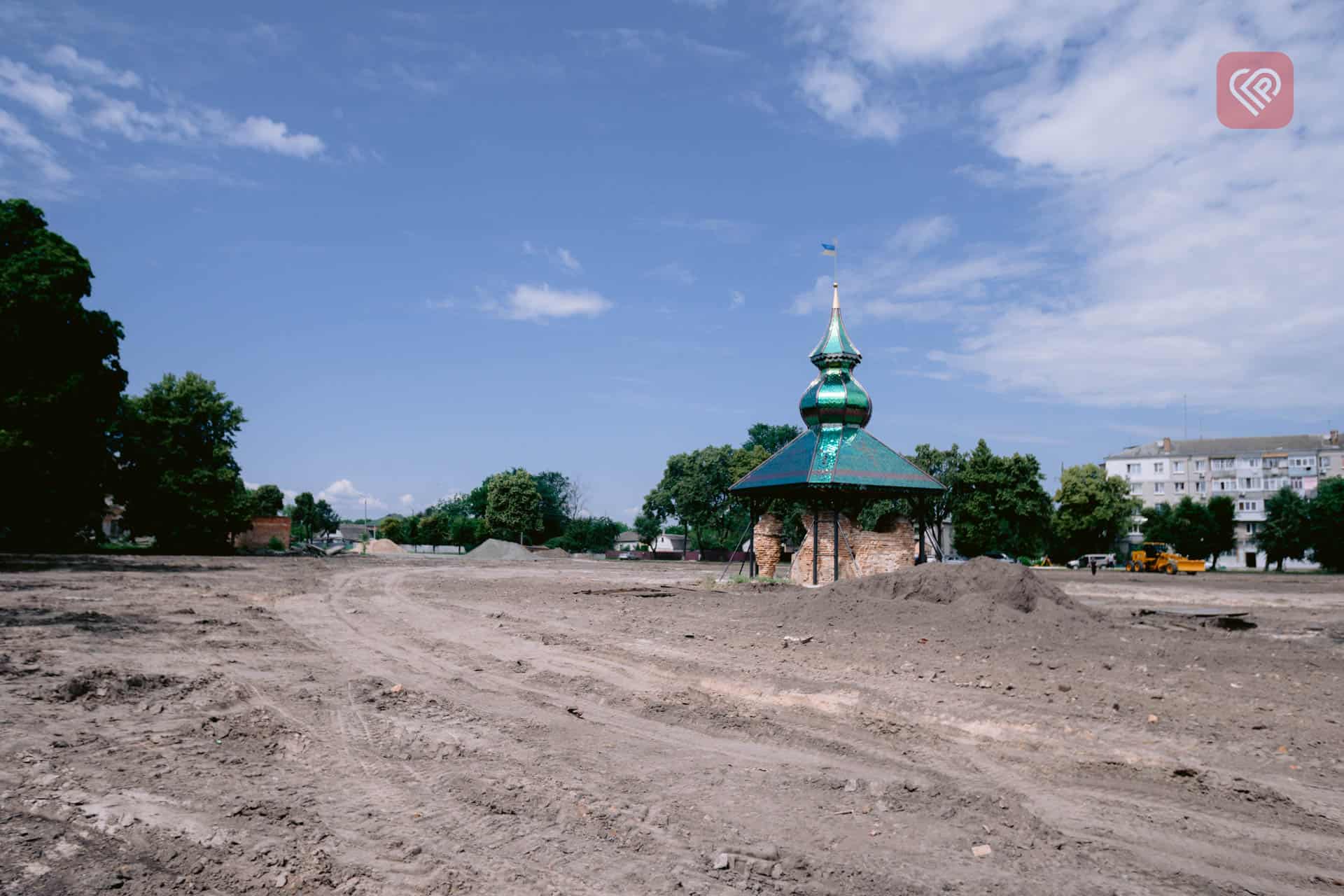 Роботи з облаштування нового парку Мазепи тривають: мер Переяслава Вячеслав Саулко розповів, що відбувається на території колишнього «військового містечка»