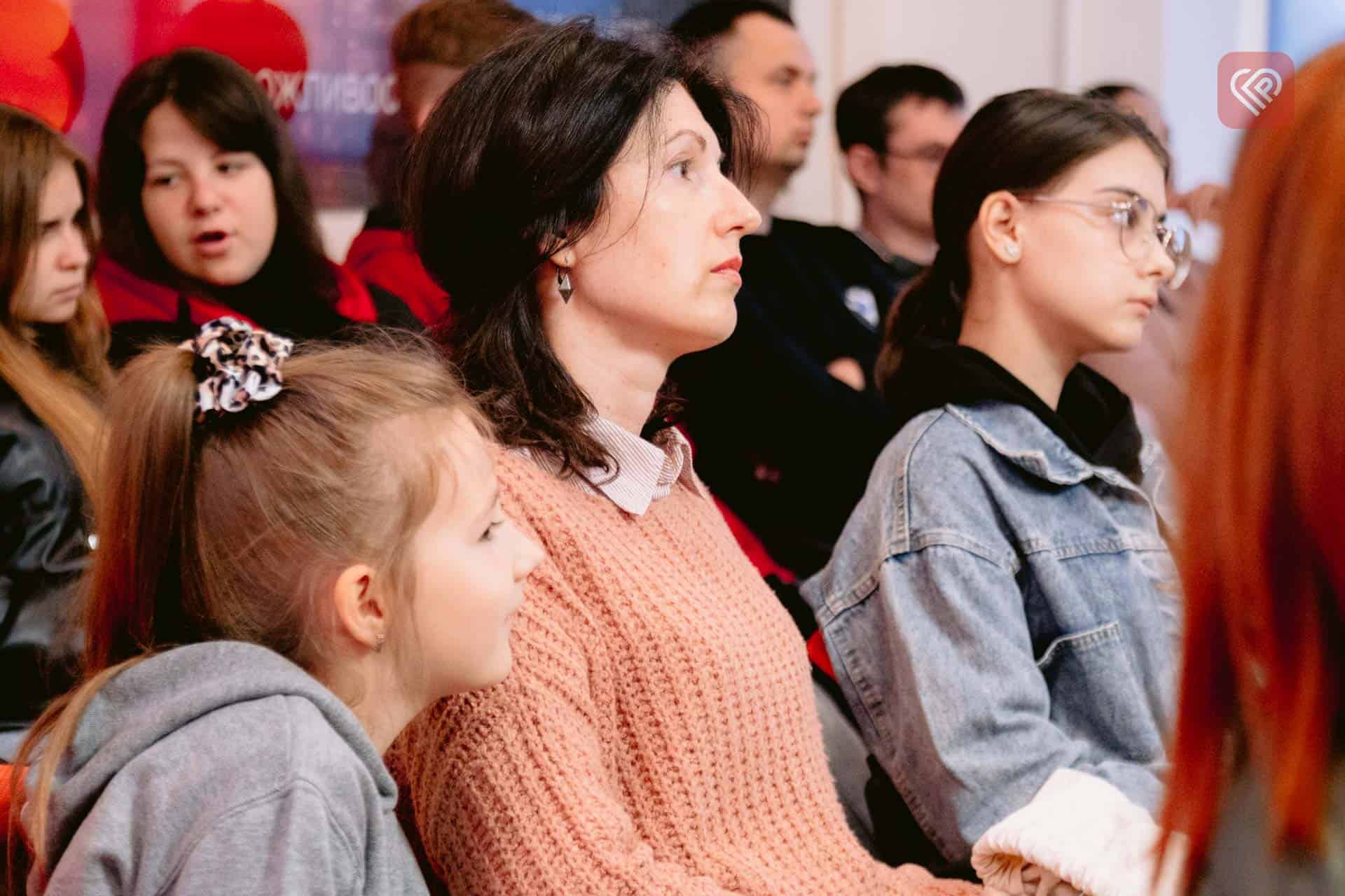 У Переяславі відбулася зустріч з британським фотографом і волонтером Едвардом Метьюсом: нотатки розмови