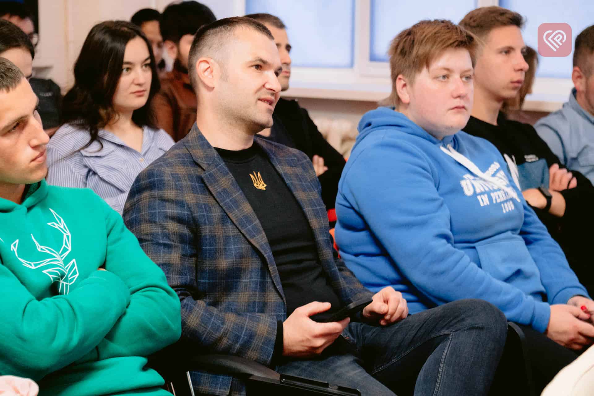 У Переяславі відбулася зустріч з британським фотографом і волонтером Едвардом Метьюсом: нотатки розмови